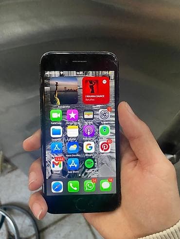 iphone x gence: IPhone 7, 32 GB, Qara — 1