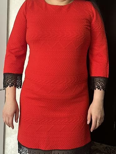 Qırmızı zərif don - Rəng: parlaq qırmızı - Model: qolsuz deyil, 3/4 — 1