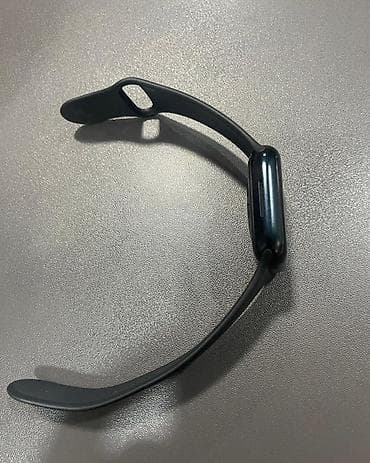 monitir: Apple Watch 8 45mm Series (alüminium korpus, qara rəng, silikon Sport — 4
