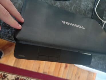 Modemlər və şəbəkə avadanlıqları: Toshiba noutbuk – Satellite seriyası - Ekran: təxminən 15.6" parlaq — 6