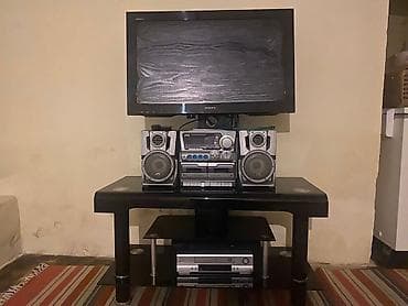 Məhsul təsviri: SATILIR HAR SHEY NE GORURSUZSE .TELEVIZOR ISHDEMIR -