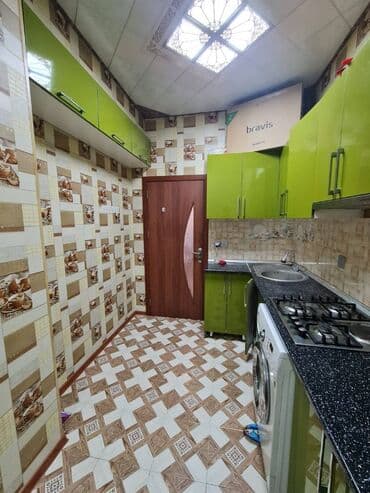 kend ehmedlide kiraye evler 2023: Yasamalda 13 mertebeli binanın 4-cu mərtəbəsində yerləşən ümumi — 8