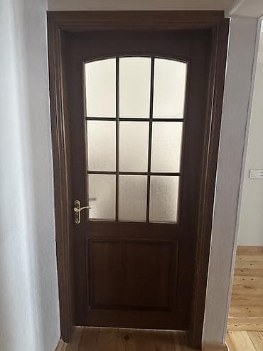 Сантехника: Taxta otaq qapısı – şüşəli klassik dizayn - Material: tam ağac — 2