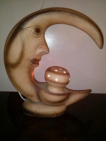 samdamlar: Suvenir Naçnik . Agsudadı Bakıya və Sumqayıta catirilma Əlavə 10 AZN — 1