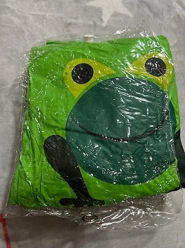 2 yas: Дождевик от 3 до 6 лет(98-124)
Новый!Цена:7 манат — 2