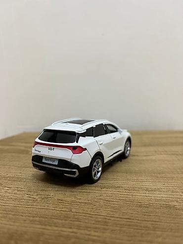 Kia Sportage mini model avtomobil - Miqyas: təqribi 1:32 (kompakt — 5