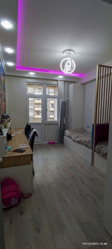 yeni guneslide 1 otaqli evler: Yeni Günəşli Massiv D, 3 otaqlı, Yeni tikili, 110 kv. m — 10