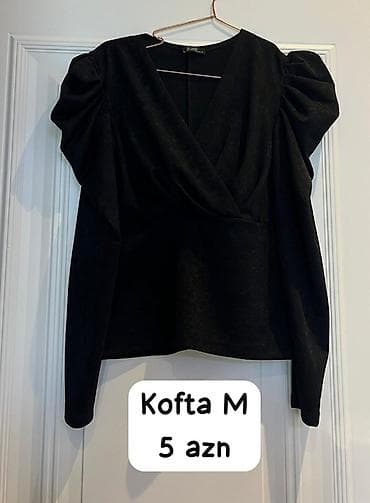 30 de facto sweatshirt: Qara qadın koftası - Ölçü: M (etiketdə göstərilib) - Dizayn — 1
