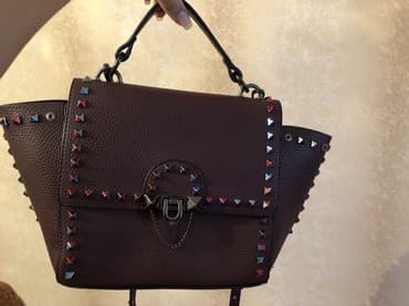 qaşlı çanta: Valentino canta, yenidi, 25 azn — 1