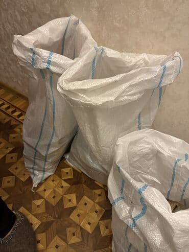 Testlər: Kirilcə kitablar
hər zənbil 5 manat — 2