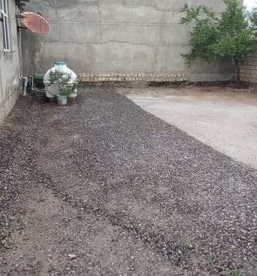xoşbulaqda ev satılır: 3 otaqlı, 72 kv. m, Orta təmir — 7
