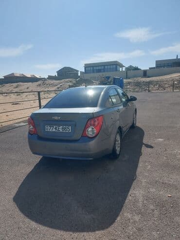 фольксваген поло седан 1 6: Chevrolet Aveo: 1.3 l | 2011 il 334000 km Sedan — 2
