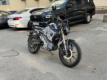 motor mopet: Xüsusi dizaynlı Vmoto Super Soco TC – şəhər üçün ideal elektrik — 2
