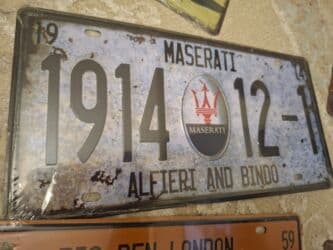 r16 disk 4 bolt: Dekorativ nömrələr.
Yenidirlər.
Ölçüləri:15sm-30sm — 26