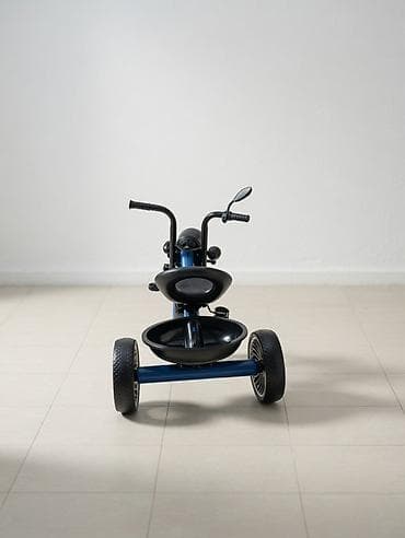 volta vs2: Uşaq üçtəkərli velosipedi – motosiklet üslubunda - Rəng: mavi-qara - — 3