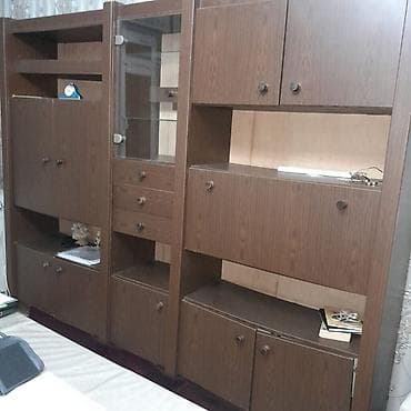 Taxta divar dolabı/garnitur - Material: ağac əsaslı laminat örtüklü -