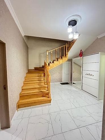 gencede ev: Badamdar qəs. 6 otaqlı, 202 kv. m, Kredit yoxdur, Orta təmir — 1