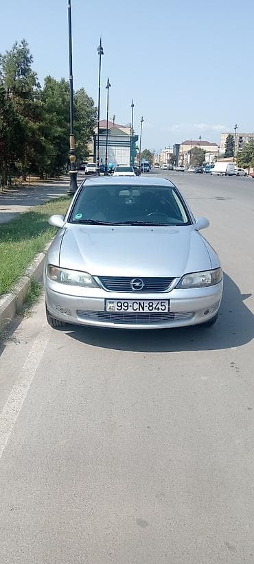 Opel Vectra: 1.8 l | 1999 il 327512 km Sedan lalafo.az -da Opel Vectra: 1.8 l | 1999 il 327512 km Sedan