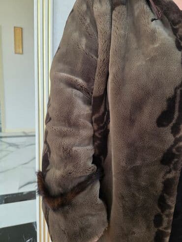 online geyim: Kurk satilir Qiymet 150 man Razmer 3xl-4xl (50-52) razmer boyuk — 6