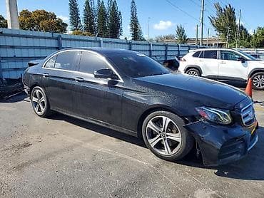 Mercedes‑Benz E 300 Sedan (W213), qara rəng Xüsusiyyətlər: - Kuzov: 4