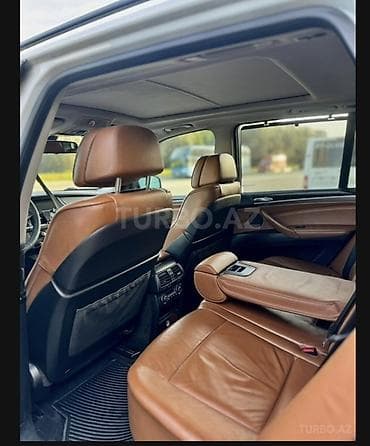 bmw x7: BMW X5: 0.3 l | Ofrouder/SUV — 2