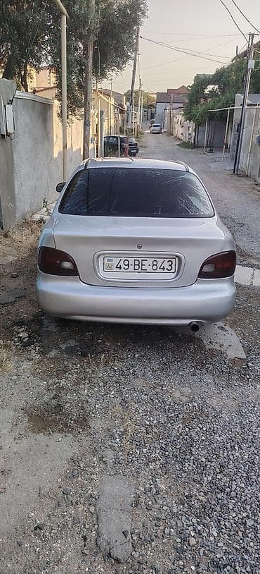 hyundai r17 disk: Hyundai Accent: 1.5 l | 1995 il Sedan — 4