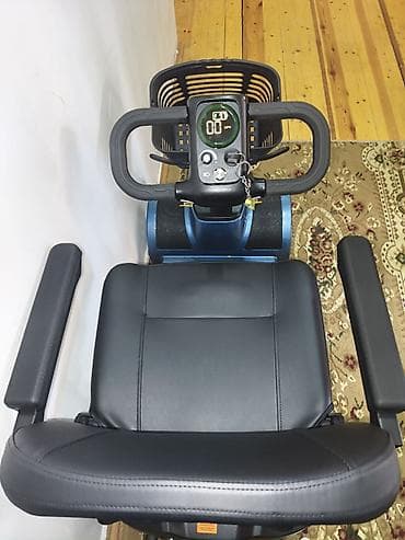 servis arabasi: Kompakt elektrikli mobil skuter – 4 təkərli, şəhər daxili hərəkət və — 4