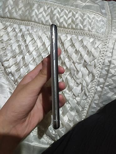 apple 5 s: IPhone X, 64 GB, Gümüşü — 4