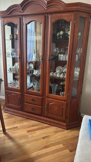 mətbəx ucun kunc divan: Servant, Malayziya — 2