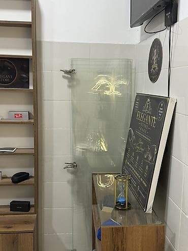 parfum vitrine: Ətir üçün, İşlənmiş, Ünvandan götürmə — 3