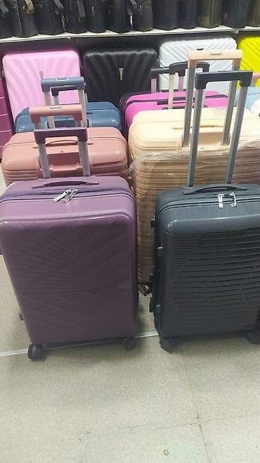 Məhsul: Sərt korpuslu səyahət çamadanları (ABS/PC) Xüsusiyyətlər: - — 2