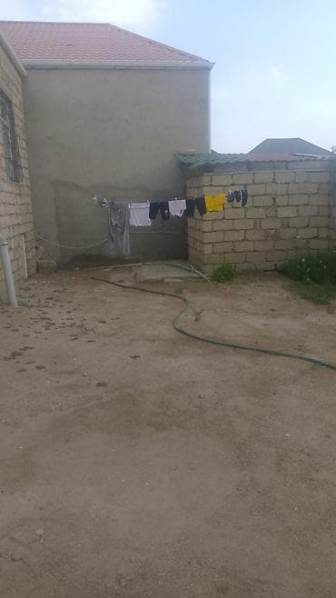 3 bucaq evler: 2 otaqlı həyət evi Ilk ay 500 manat sonraki aylar 400 manat - — 7