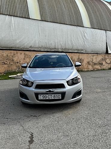 Chevrolet Aveo: 1.4 l | 2012 il 195400 km Hetçbek
