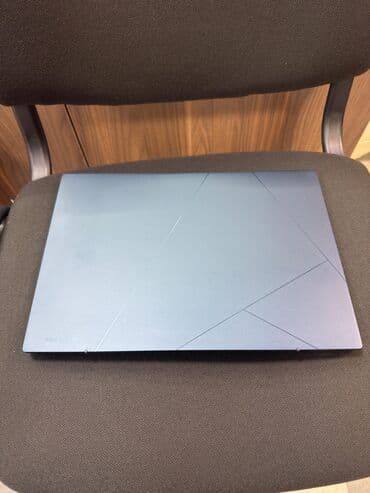 Samsung: ASUS Zenbook ultrabuk - Rəng: mavi, alüminium korpus, minimalistik — 2