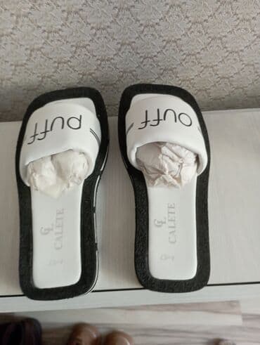 шлепанцы для бассейна: Tərliklər, Ölçü: 38, rəng - Ağ, Yeni — 1