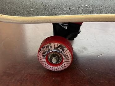 Skateboard – tam komplekt - Gövdə: Klassik ikiqat konkav formalı — 4