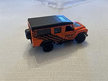 oyuncu az: Metall korpuslu mini yolsuzluq oyuncağı – 4x4 SUV model - Korpus — 8