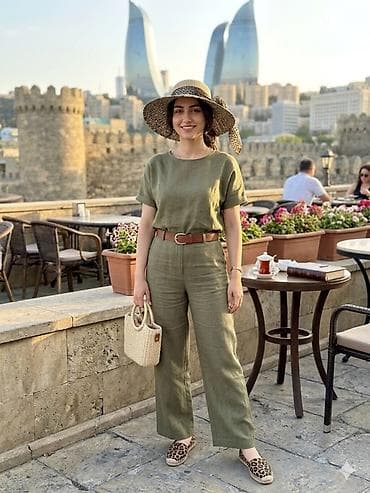 qadin bot: Leopar naxışlı yay şlyapası Qiymət: 5 AZN Xüsusiyyətlər: - Geniş — 3