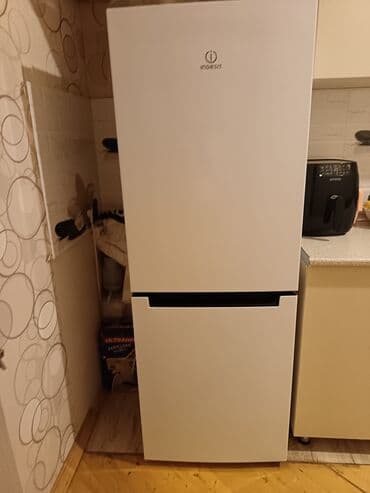 magintafon satisi: İşlənmiş 1 qapılı Indesit Soyuducu Satılır, rəng - Ağ — 1