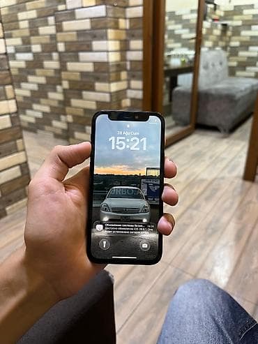 lphone 12: IPhone 12, Qara, Face ID — 5