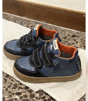 Yemək masaları, oturacaqları: Uşaq idman ayaqqabısı –Naturino - Rəng: tünd mavi/göy, qara — 2