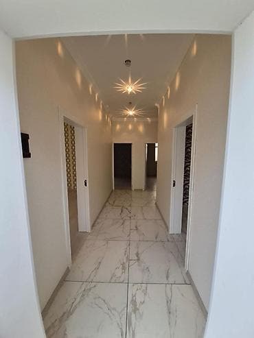 ev lokbatan: Novxanı 3 otaqlı, 110 kv. m — 1