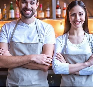 salona komekci teleb olunur: Ofisiant tələb olunur, Kafe, Gündəlik ödəniş, 18-29 yaş, Təcrübəsiz — 1