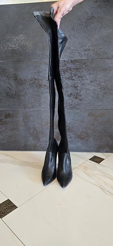 Qadın dizdən yuxarı çəkmə – Casadei, 39 ölçü - Brend: Casadei