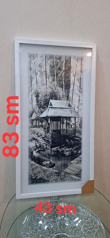 ağ sekil: Divar üçün çərçivəli poster - Ölçü: 83 sm (hündürlük) x 43 sm (eni) - — 1