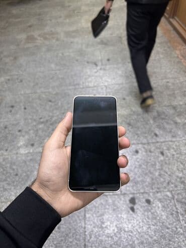 samsung s23 kontakt home: Samsung Galaxy S23, 256 GB, rəng - Ağ — 1