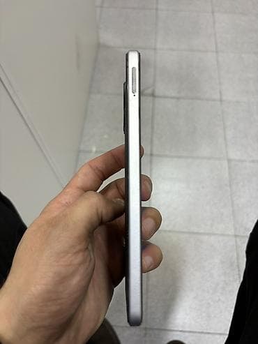 canon 600d kit: Honor X8, цвет - Черный, Две SIM карты — 3