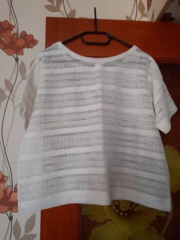 ağ qadın koftaları: Müxtəlif koftalar. Birinin qiyməti 10 man Разнообразные кофты, б/у — 4