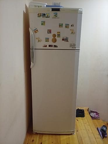Elektronika: İşlənmiş 2 qapılı Beko Soyuducu Satılır, rəng - Ağ, Dolab içi — 1