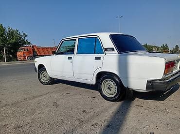 vaz 2107 ucun: Avtomobil: Lada 2107, ağ rəng, sedan kuzov Mühərrik və ötürücü: - — 4
